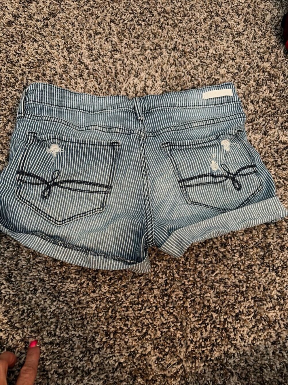 Jean shorts - Picture 2 of 3